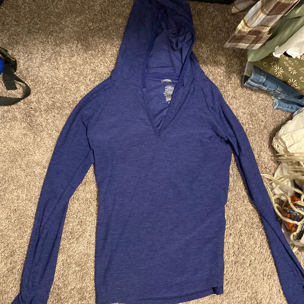Polyester long sleeve top